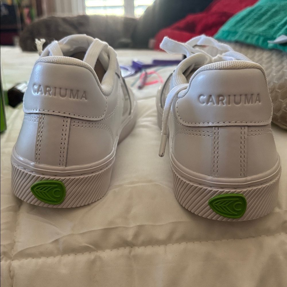 Cariuma The Salvas White and Gray Sneakers - Picture 7 of 7